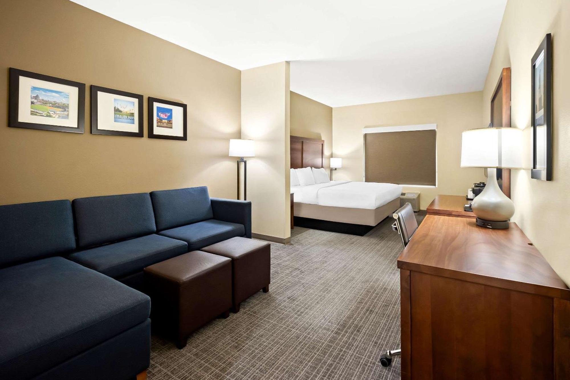 Comfort Inn & Suites High Point - Archdale Zewnętrze zdjęcie
