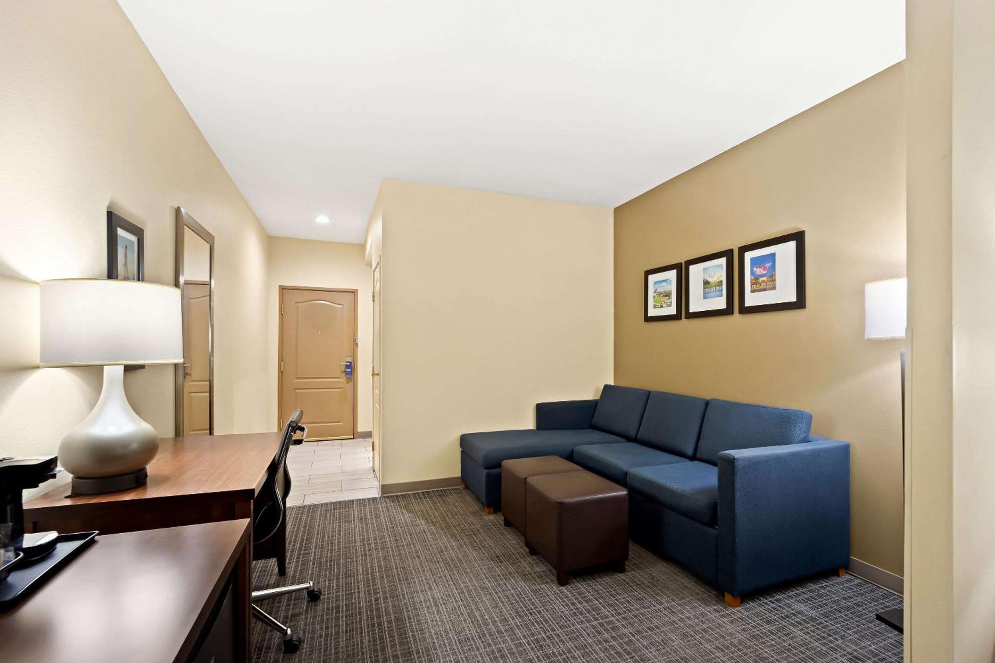 Comfort Inn & Suites High Point - Archdale Zewnętrze zdjęcie
